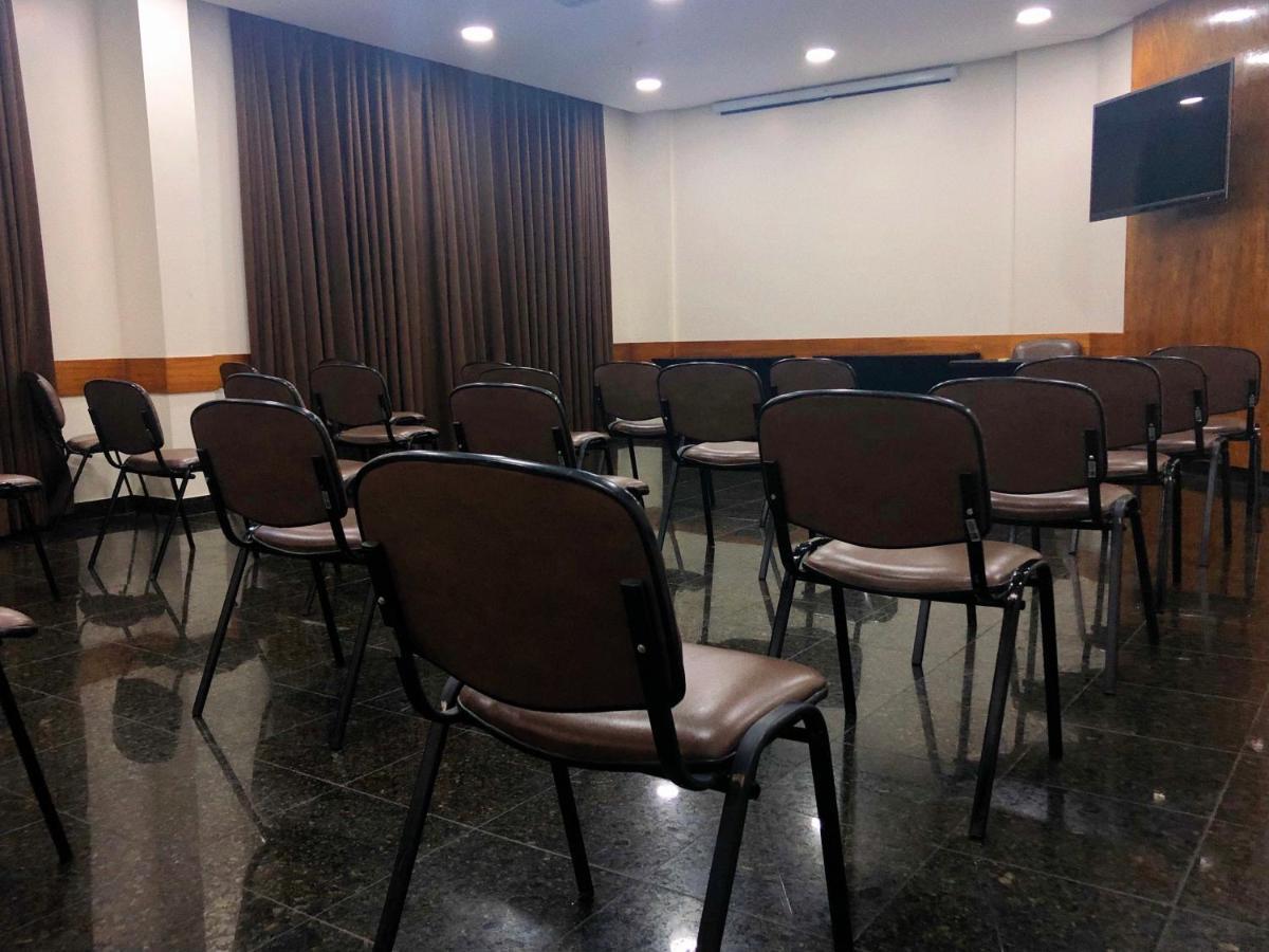 Comfort Hotel Goiânia Exterior foto