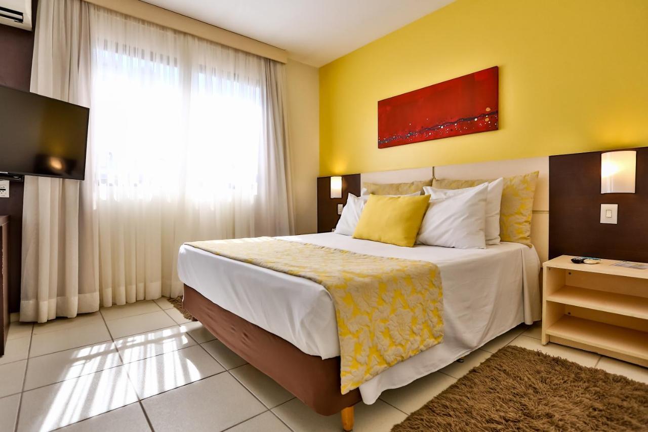 Comfort Hotel Goiânia Exterior foto