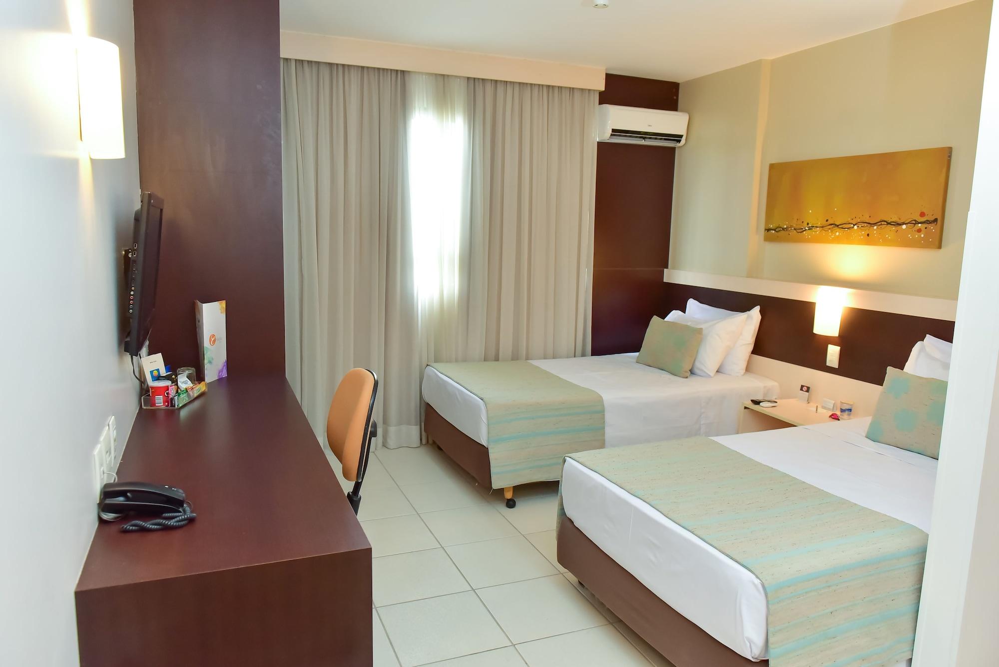 Comfort Hotel Goiânia Exterior foto