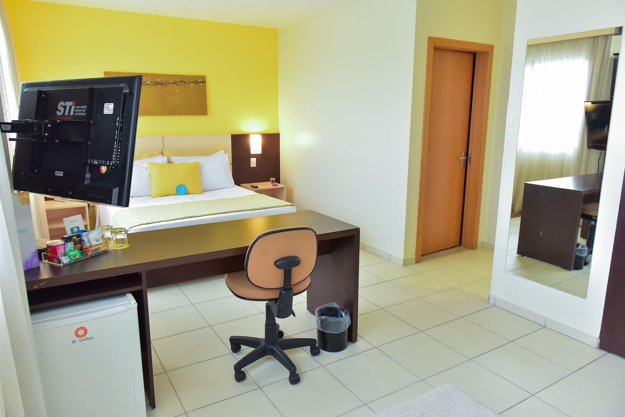 Comfort Hotel Goiânia Exterior foto